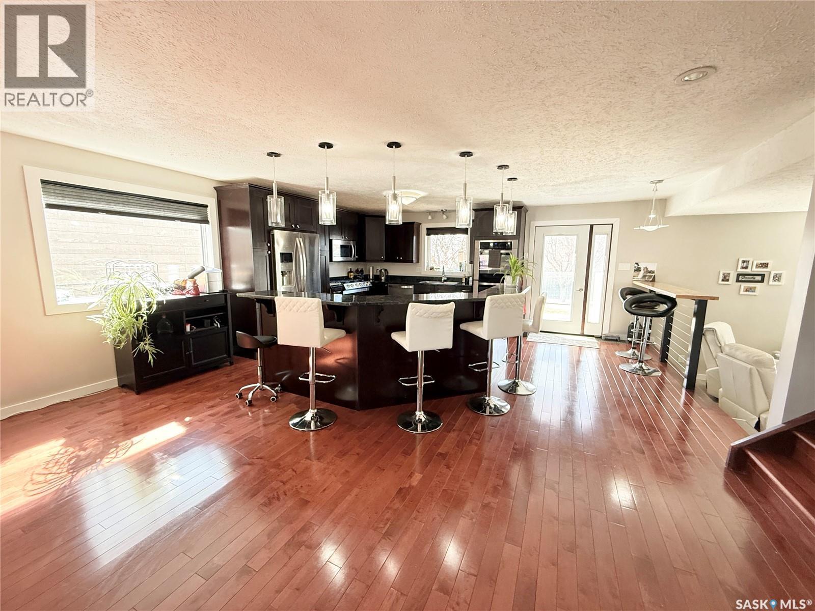 787 Brimacombe Drive, Weyburn, SK - Indoor