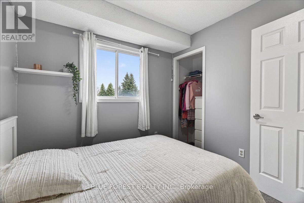 54 Stokes Road, St. Thomas, ON - Indoor Photo Showing Bedroom