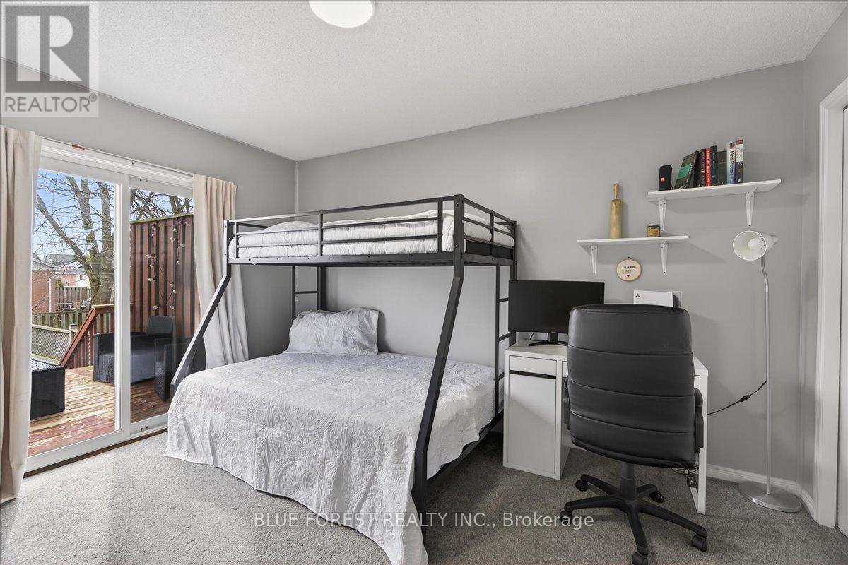 54 Stokes Road, St. Thomas, ON - Indoor Photo Showing Bedroom