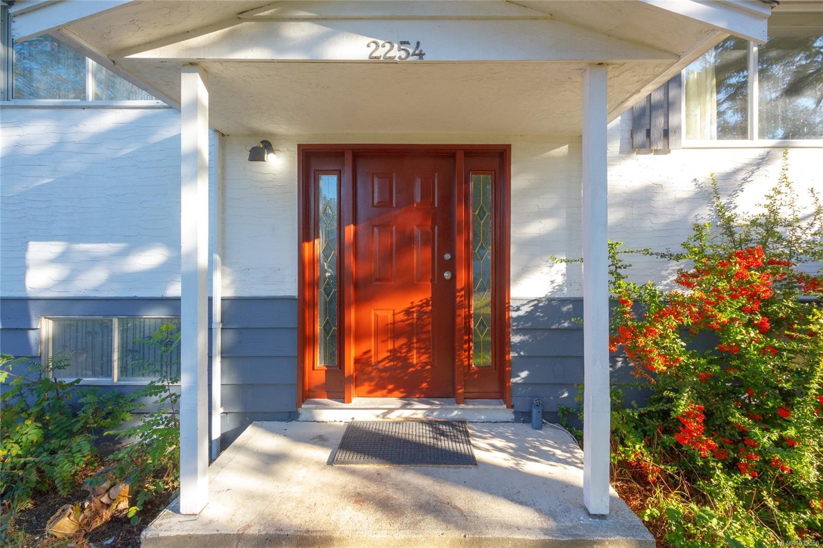 2254 Amherst Ave, Sidney, BC