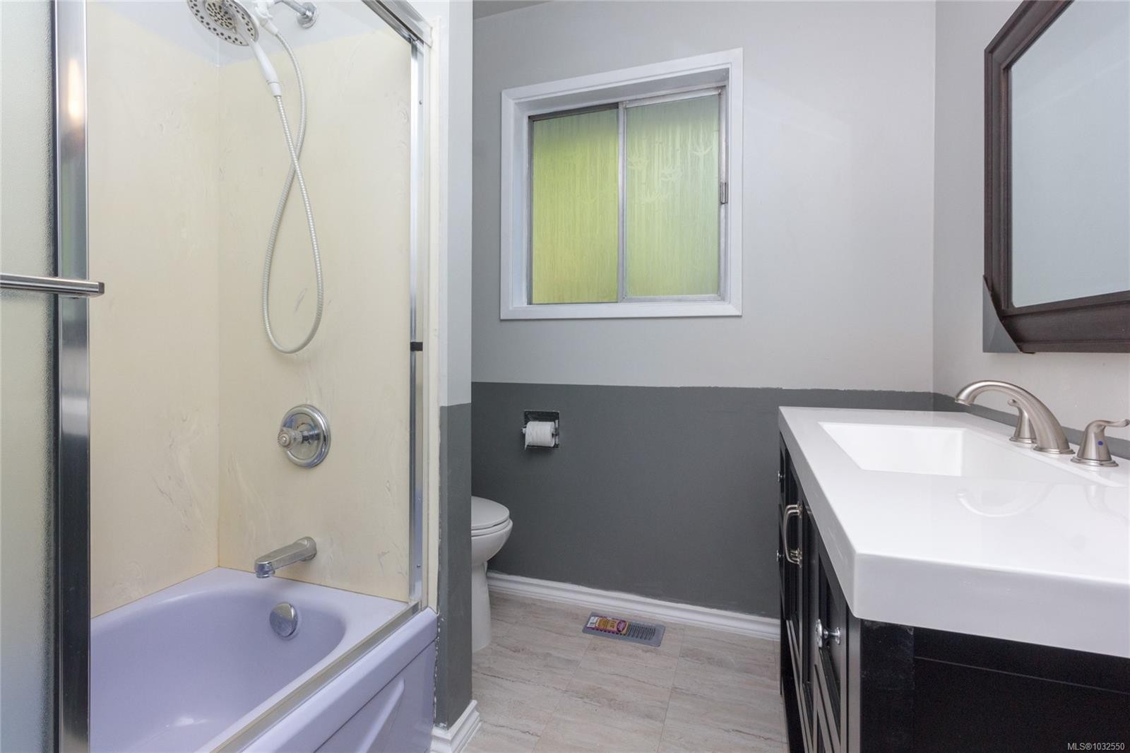 2254 Amherst Ave, Sidney, BC