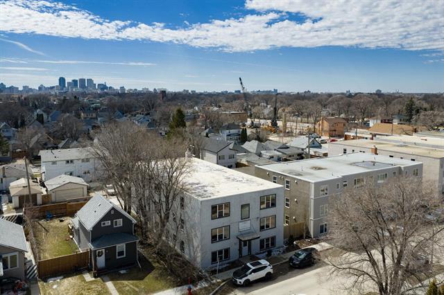 240 Jamison Ave, Winnipeg, MB