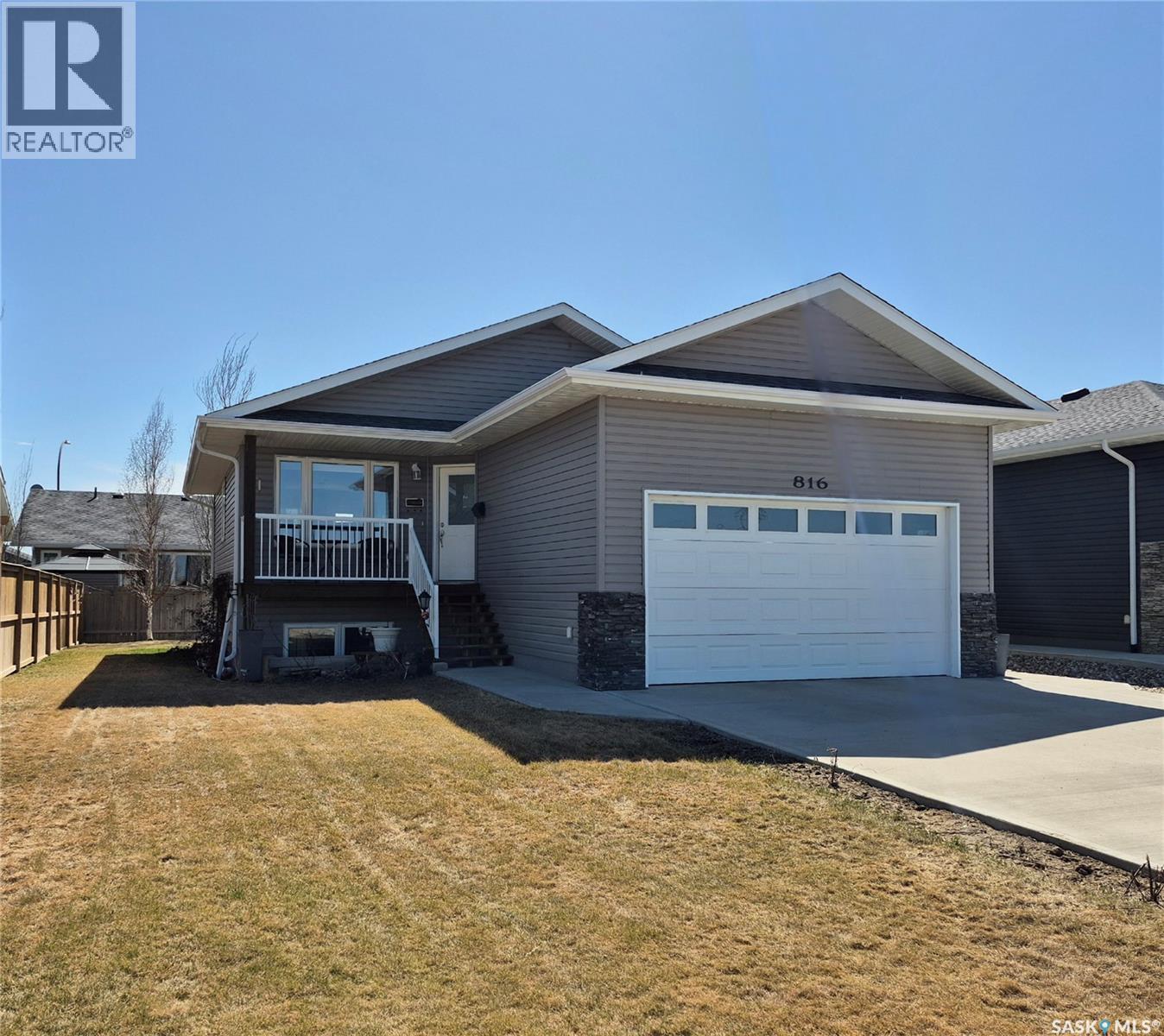 816 Battleford Trail, Swift Current, SK - Outdoor With Deck Patio Veranda