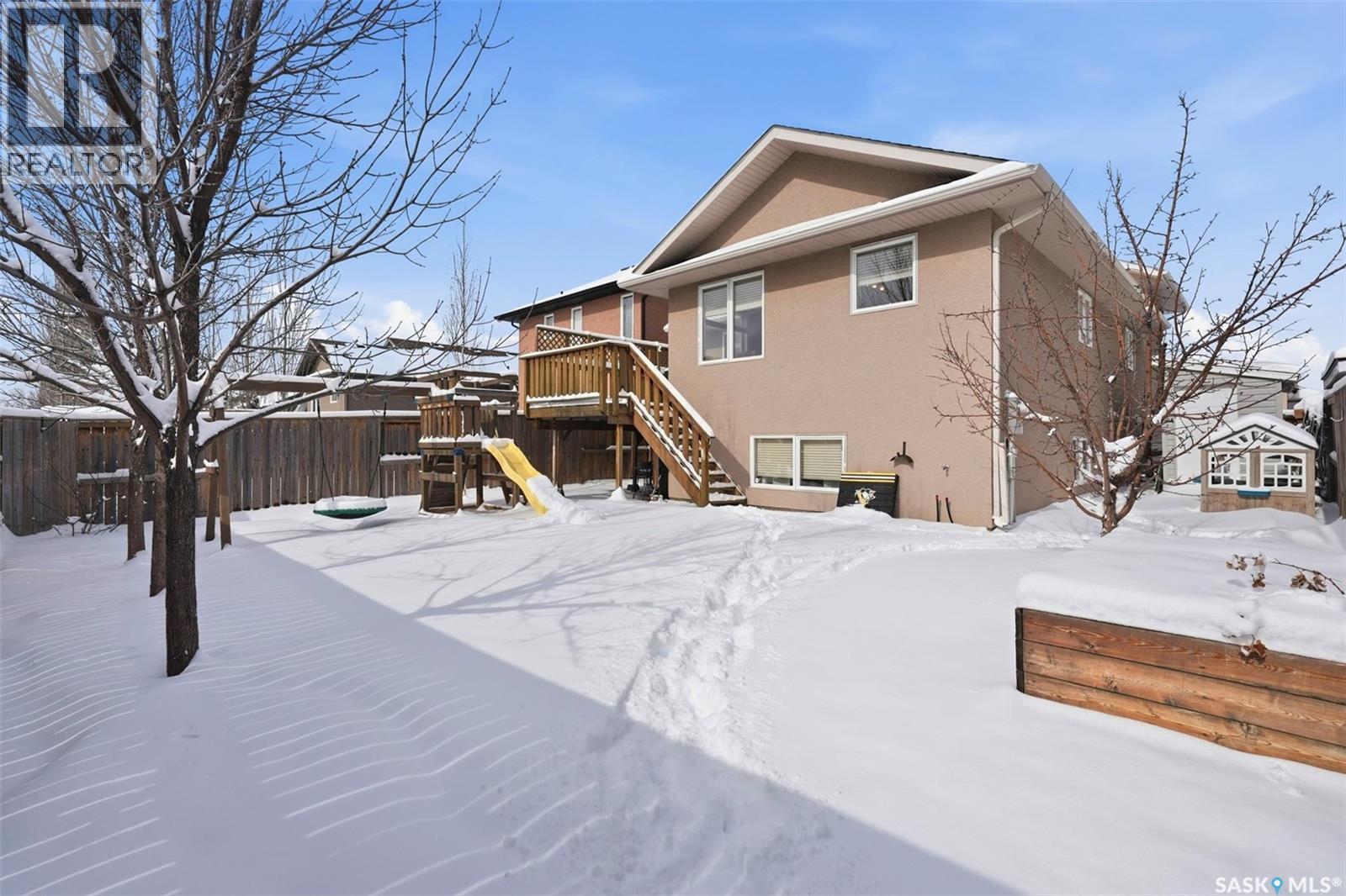 1218 Rempel Crescent, Saskatoon, SK - Outdoor