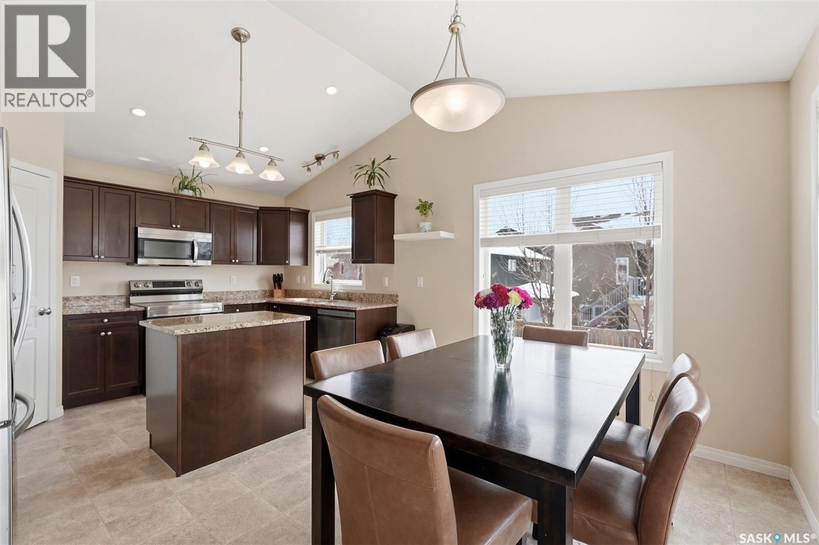 1218 Rempel Crescent, Saskatoon, SK - Indoor