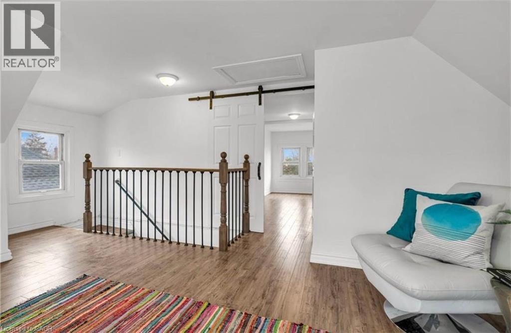 3rd floor loft - 100 Dunsmure Road Unit# 2, Hamilton, ON - Indoor Photo Showing Other Room