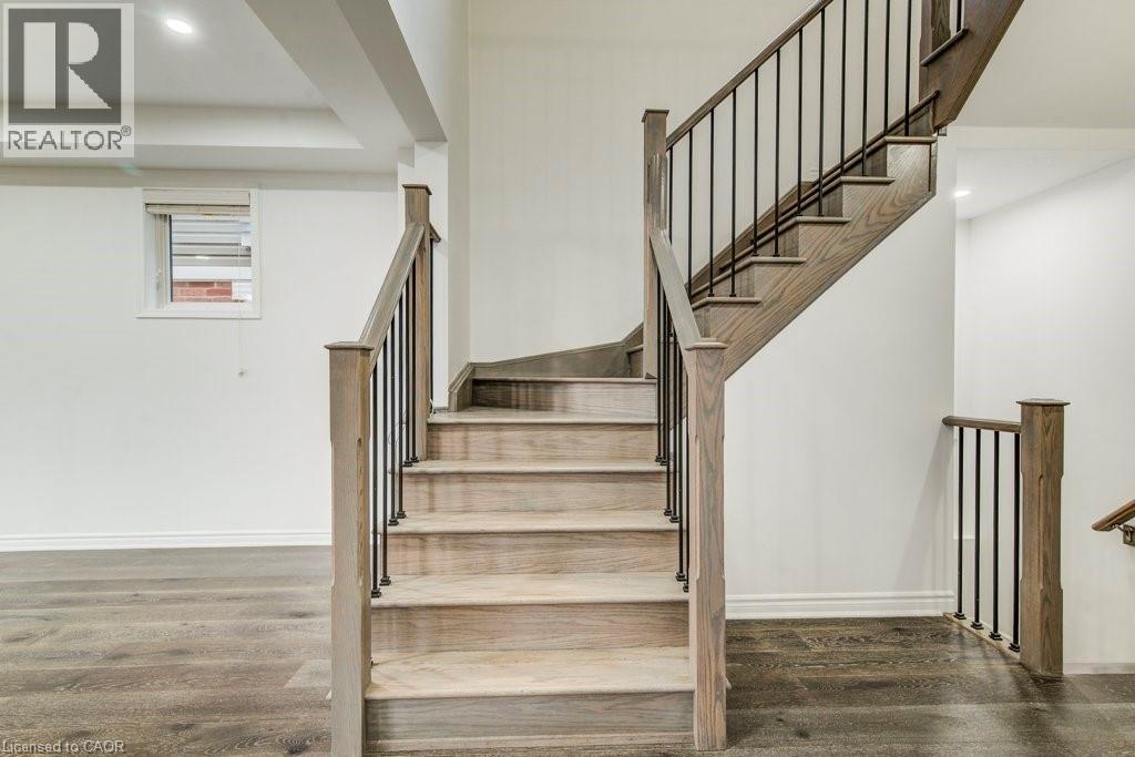 11 Compass Trail, Cambridge, ON - Indoor Photo Showing Other Room