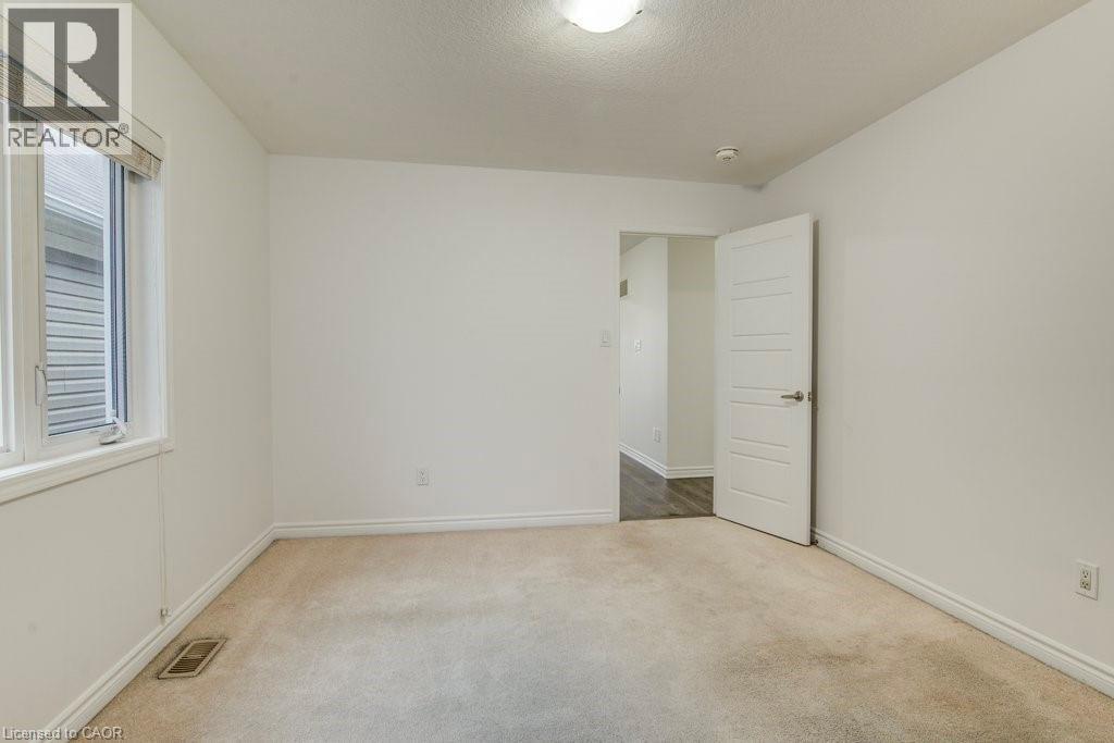11 Compass Trail, Cambridge, ON - Indoor Photo Showing Other Room