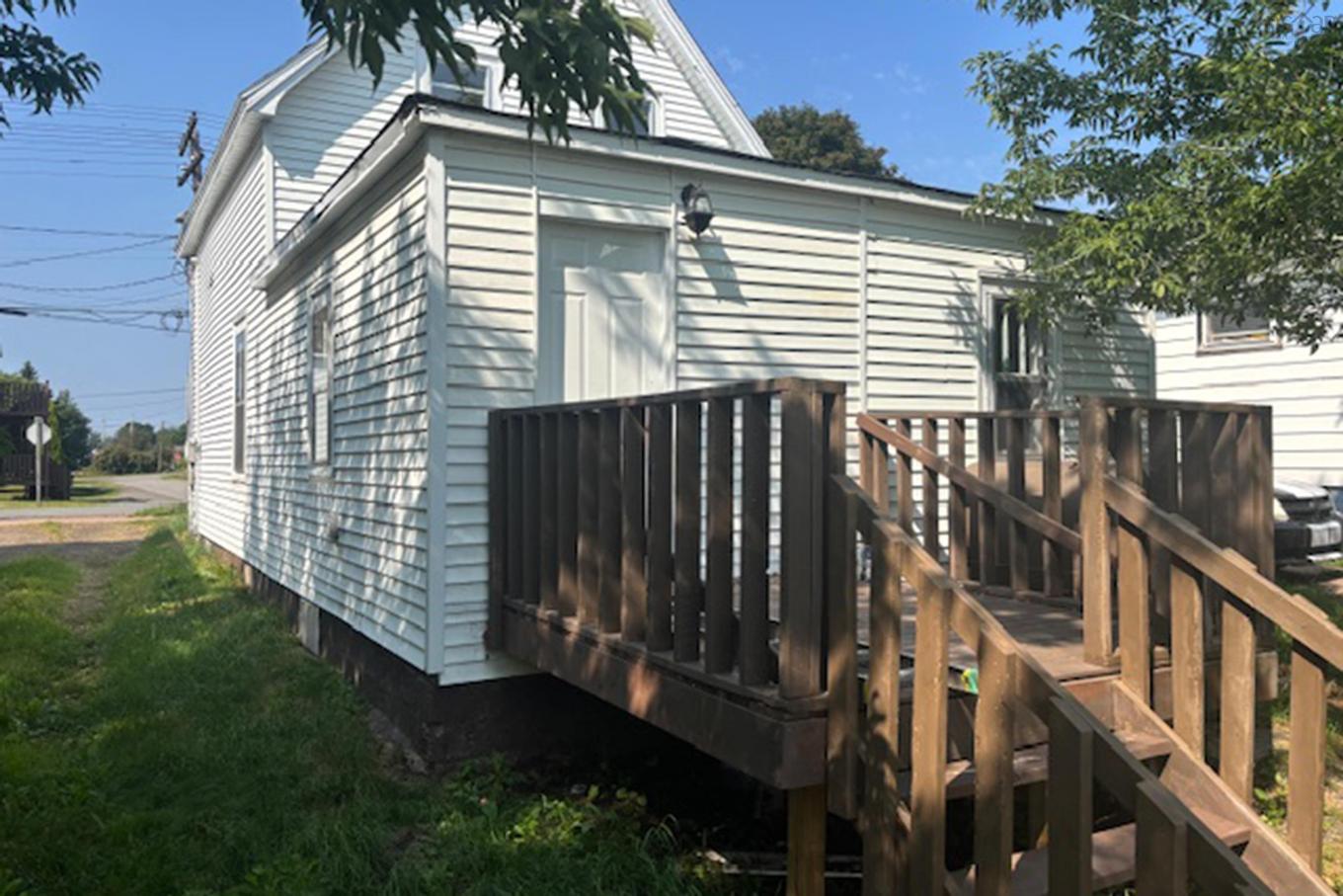 20 Park Street, Amherst, NS