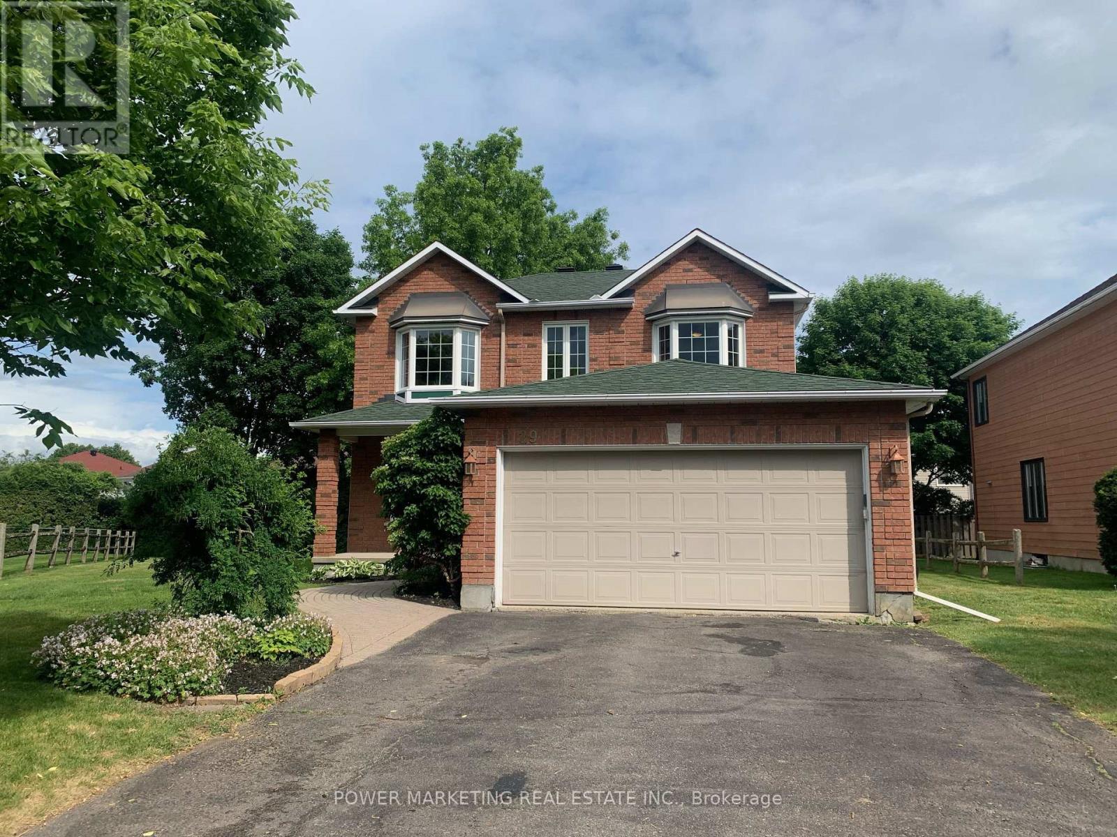 29 Taj Court, Ottawa, ON - Outdoor