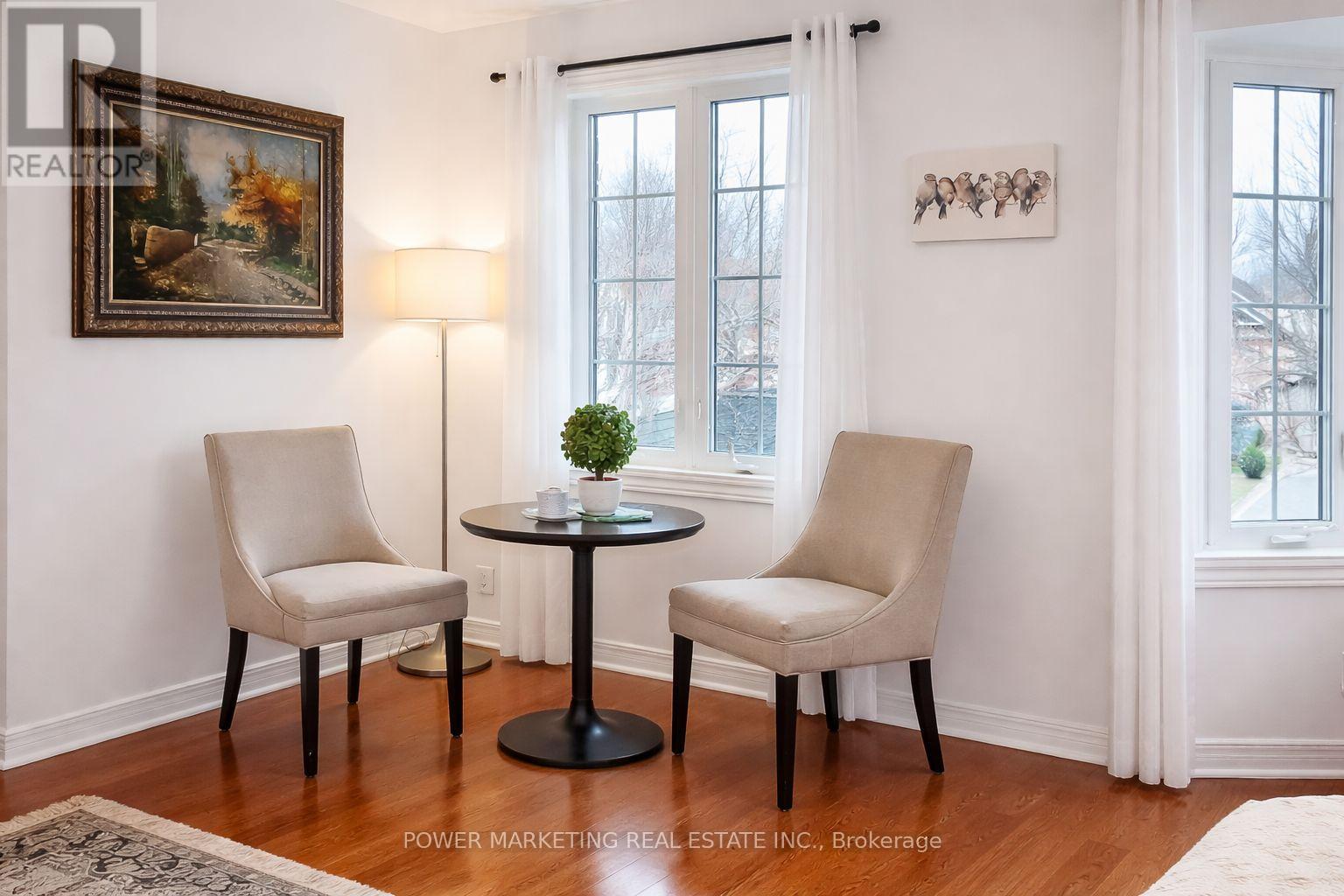 29 Taj Court, Ottawa, ON - Indoor
