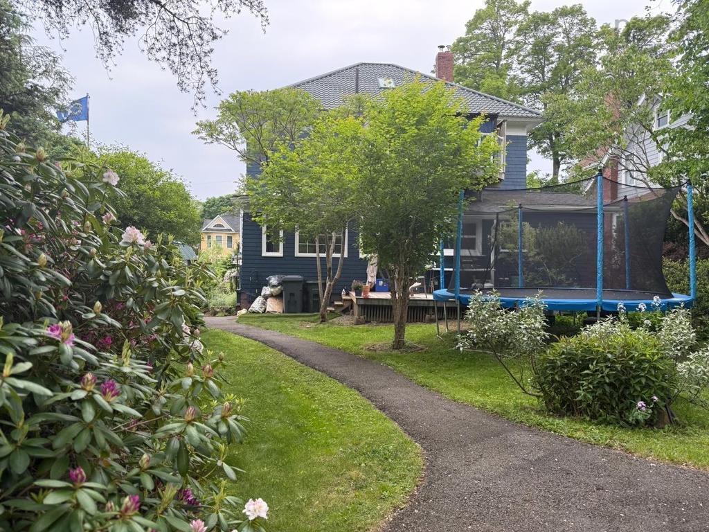 48 Rupert Street, Amherst, NS