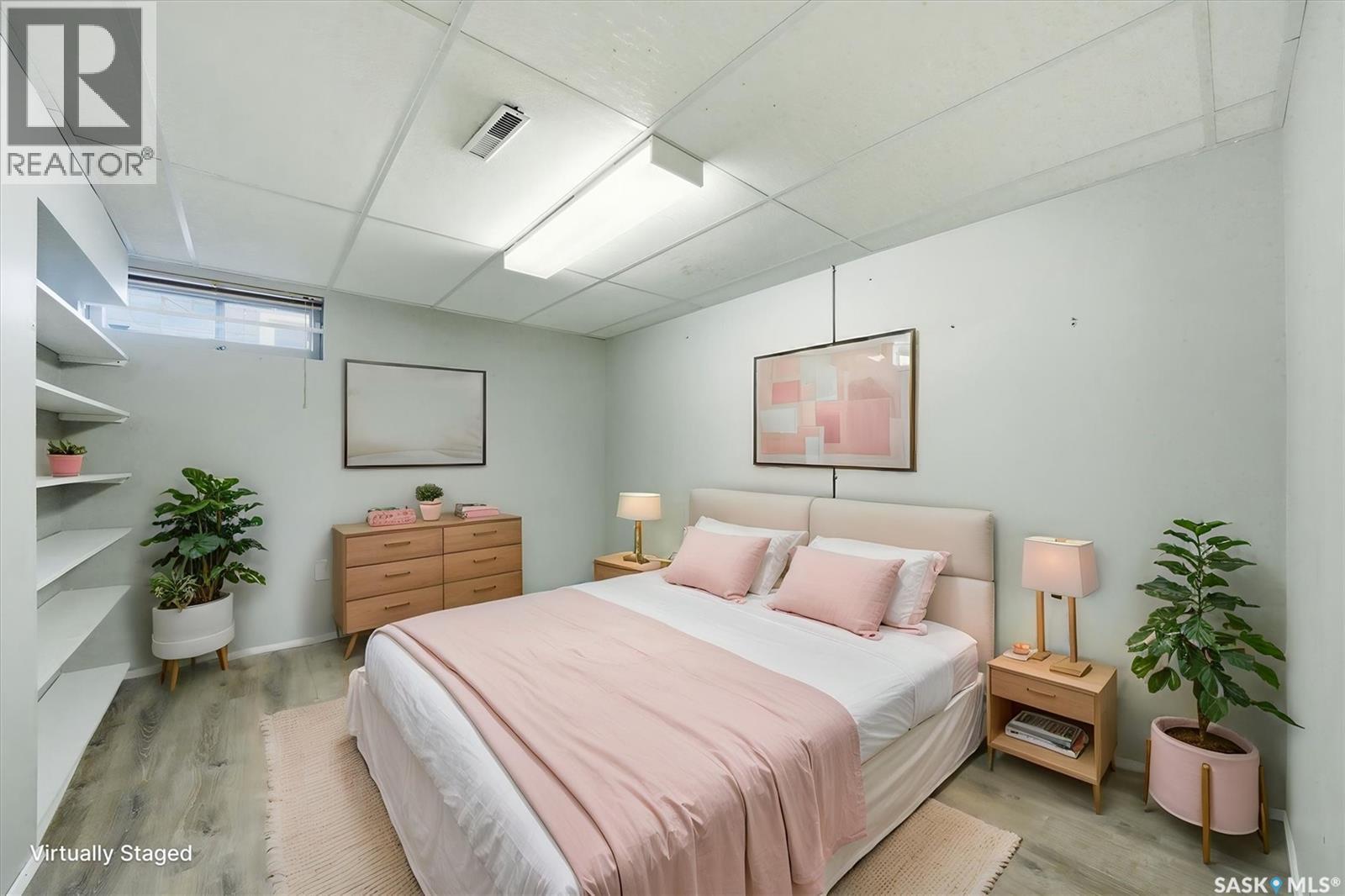 2609 Cascade Street, Saskatoon, SK - Indoor Photo Showing Bedroom