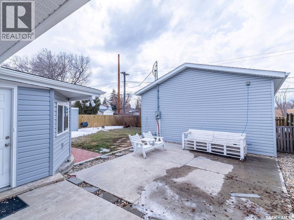 2518 Tomlinson Crescent, Saskatoon, SK - Outdoor