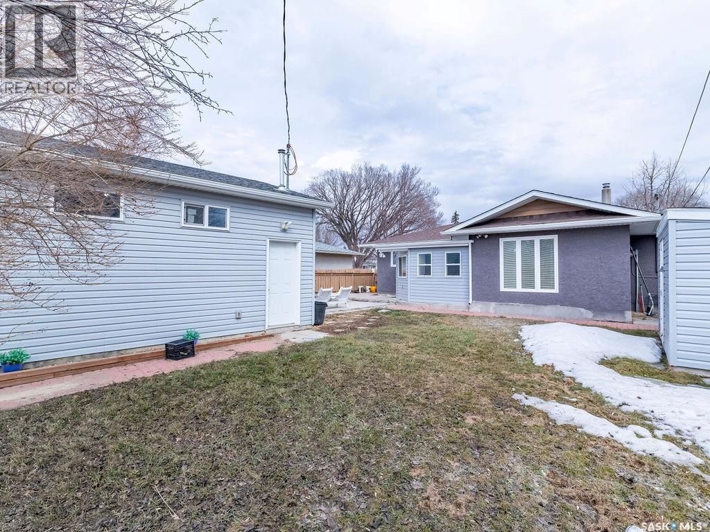 2518 Tomlinson Crescent, Saskatoon, SK - Outdoor