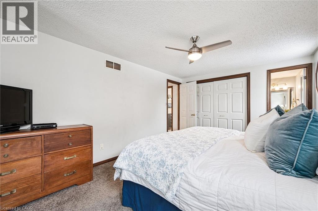 39 Celia Crescent, Guelph, ON - Indoor Photo Showing Bedroom