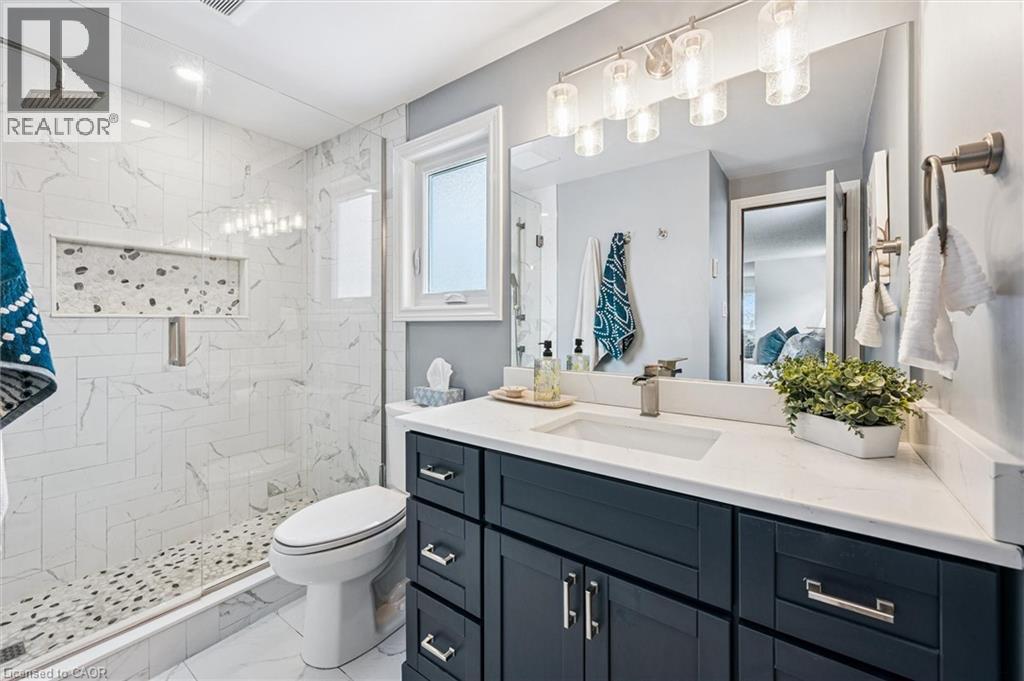 39 Celia Crescent, Guelph, ON - Indoor Photo Showing Bathroom