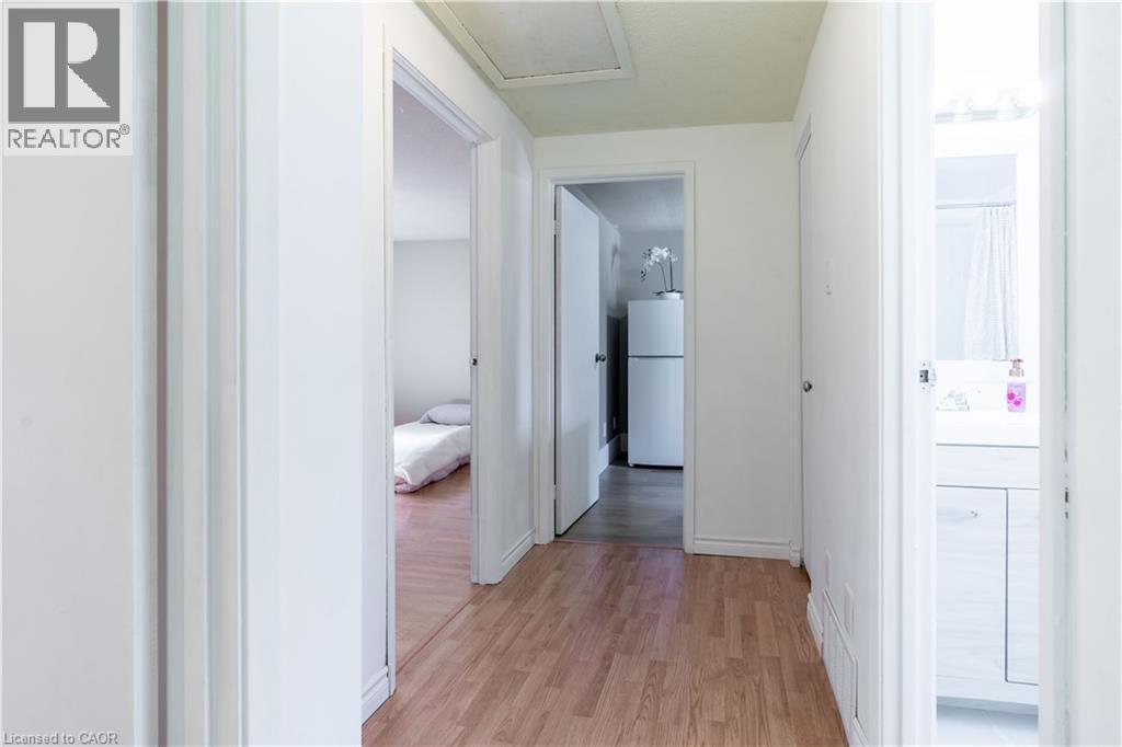 232 Cedarwoods Crescent, Kitchener, ON - Indoor Photo Showing Other Room