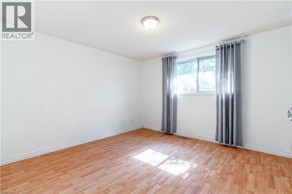 232 Cedarwoods Crescent, Kitchener, ON - Indoor Photo Showing Other Room
