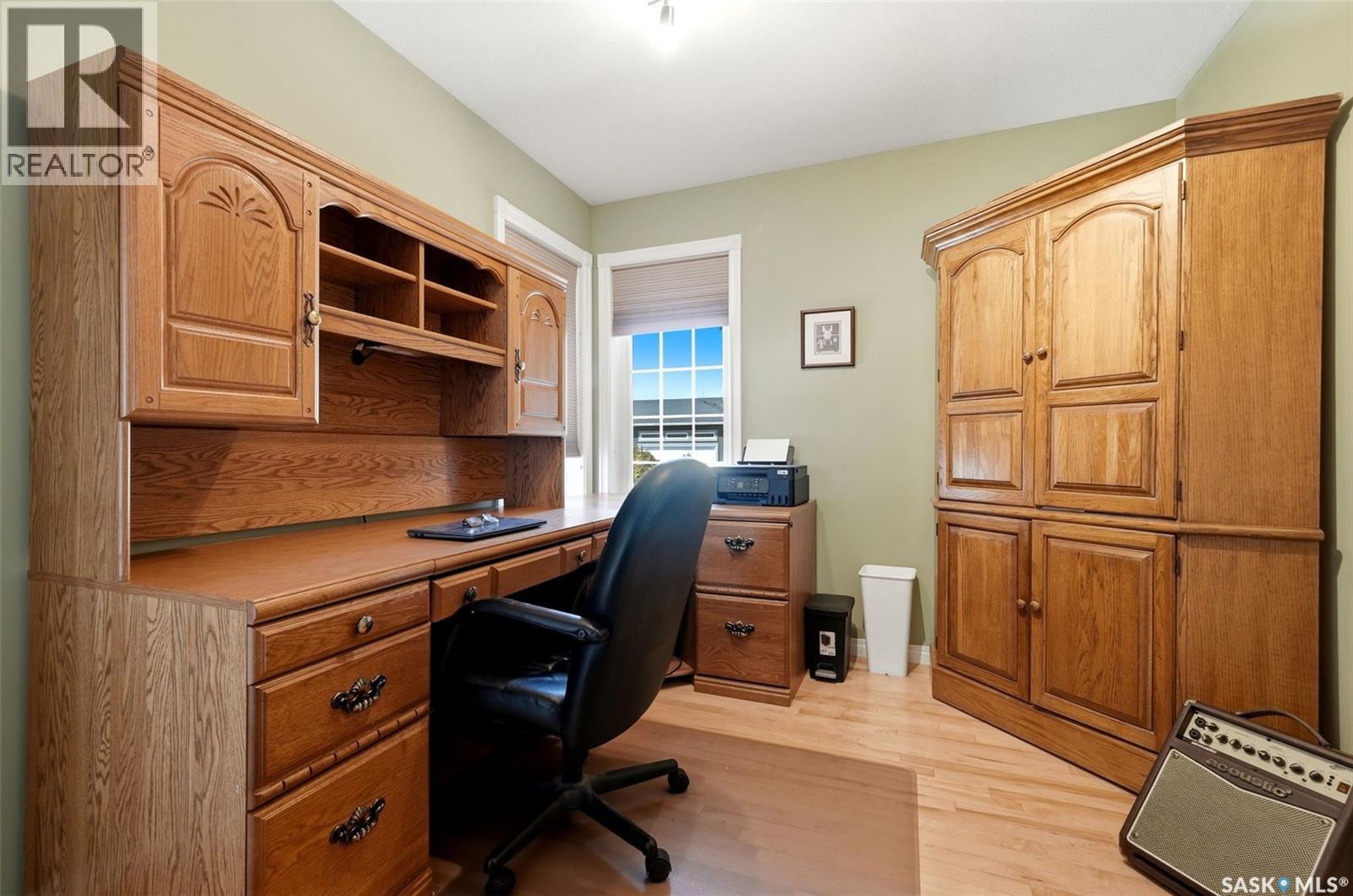 5 Corbin Bay, Grand Coulee, SK - Indoor Photo Showing Office