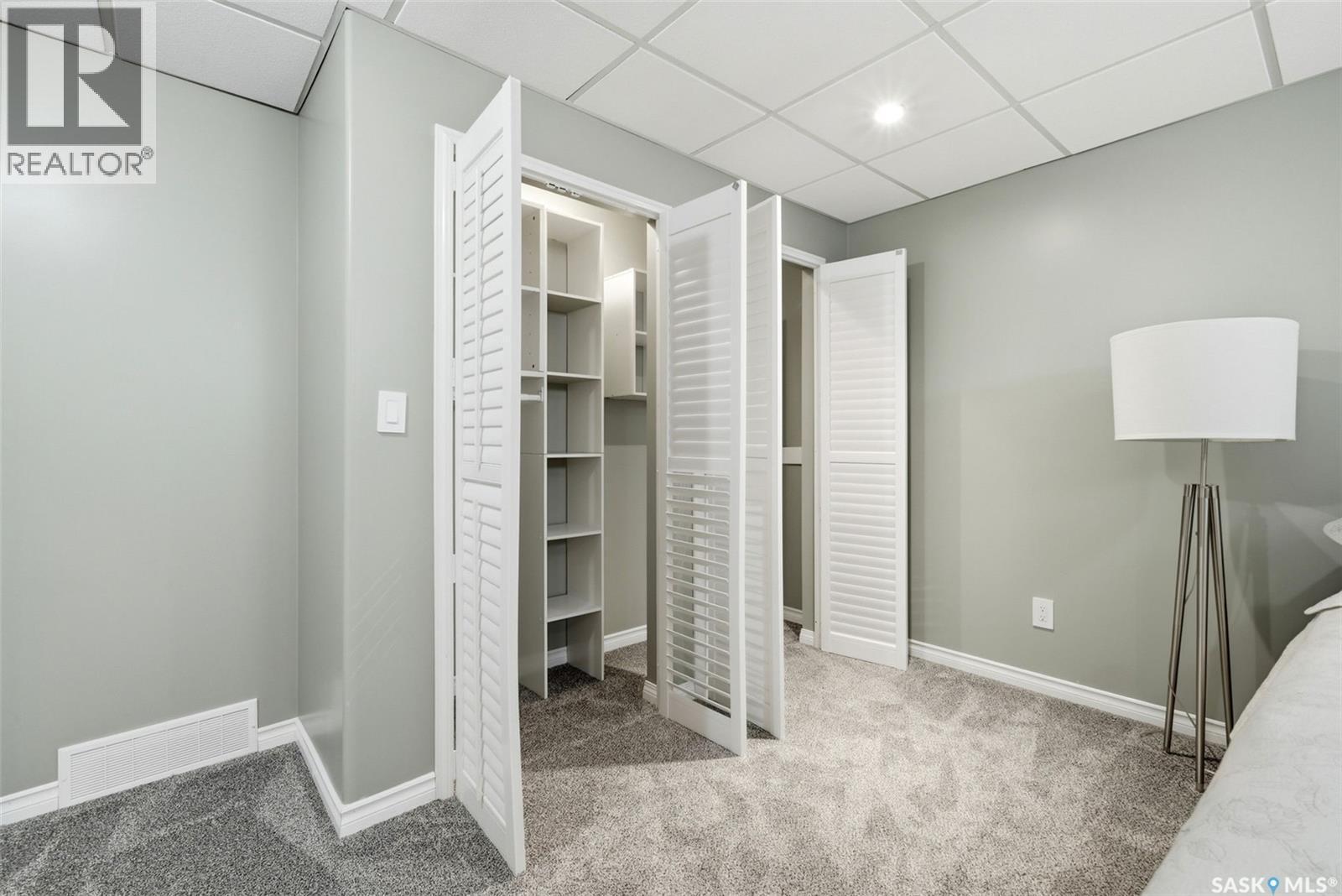 5 Corbin Bay, Grand Coulee, SK - Indoor Photo Showing Other Room