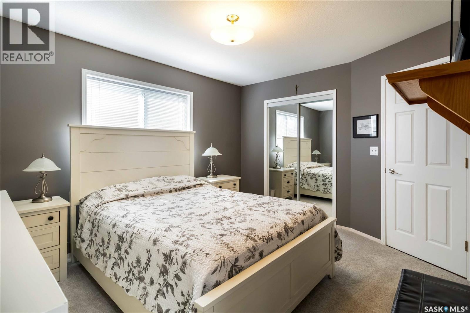 343 Coben Crescent, Saskatoon, SK - Indoor Photo Showing Bedroom