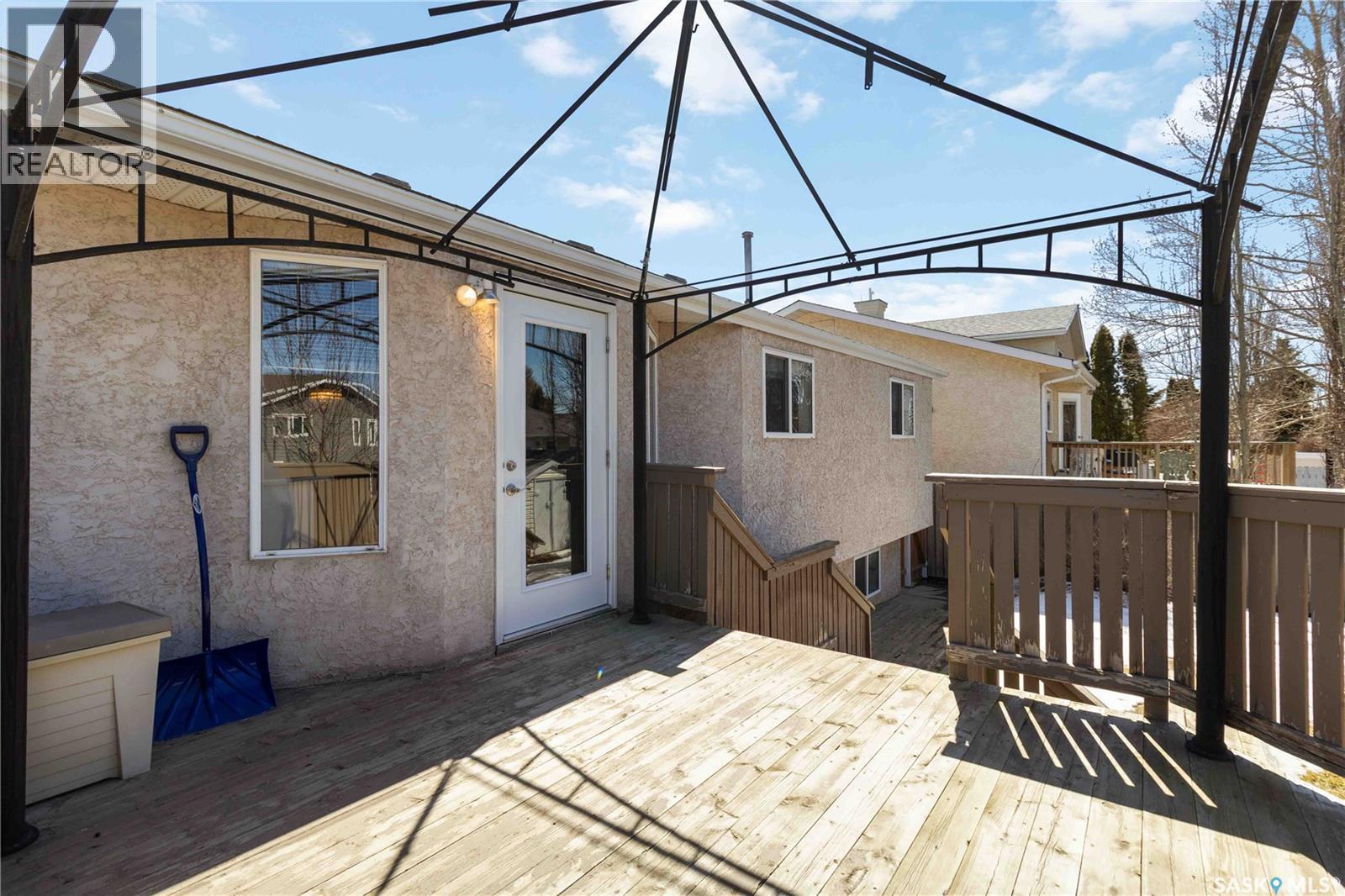 343 Coben Crescent, Saskatoon, SK - Outdoor With Deck Patio Veranda With Exterior