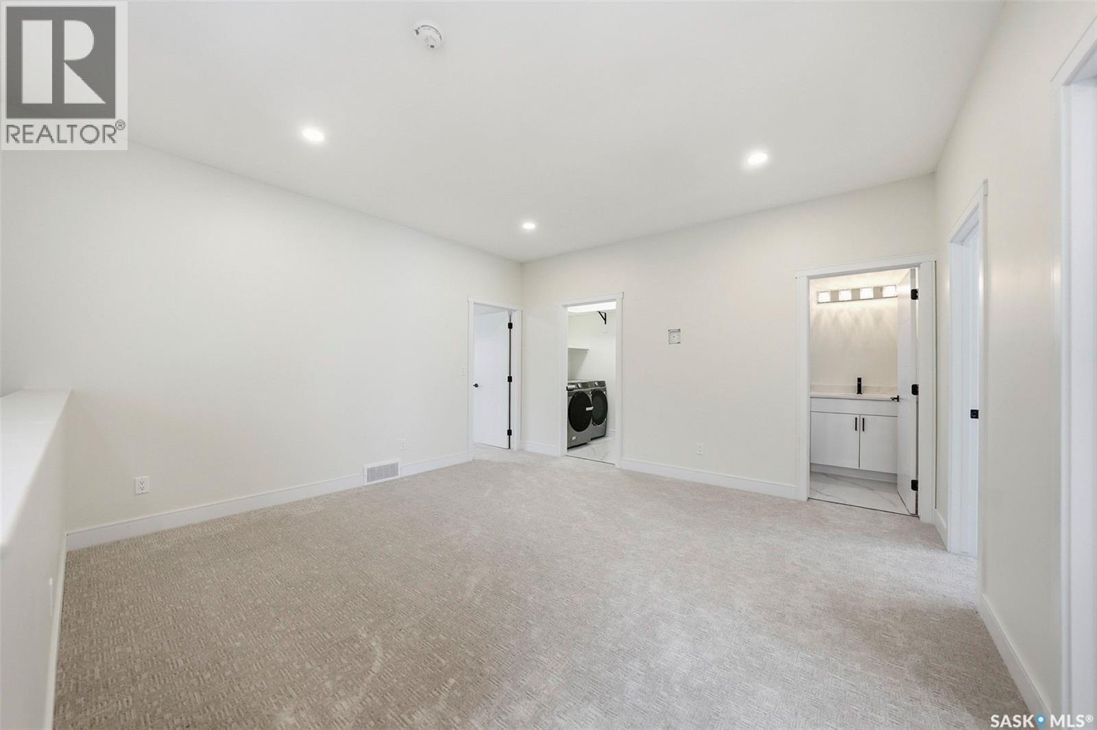 335 Sharma Crescent, Saskatoon, SK - Indoor Photo Showing Other Room