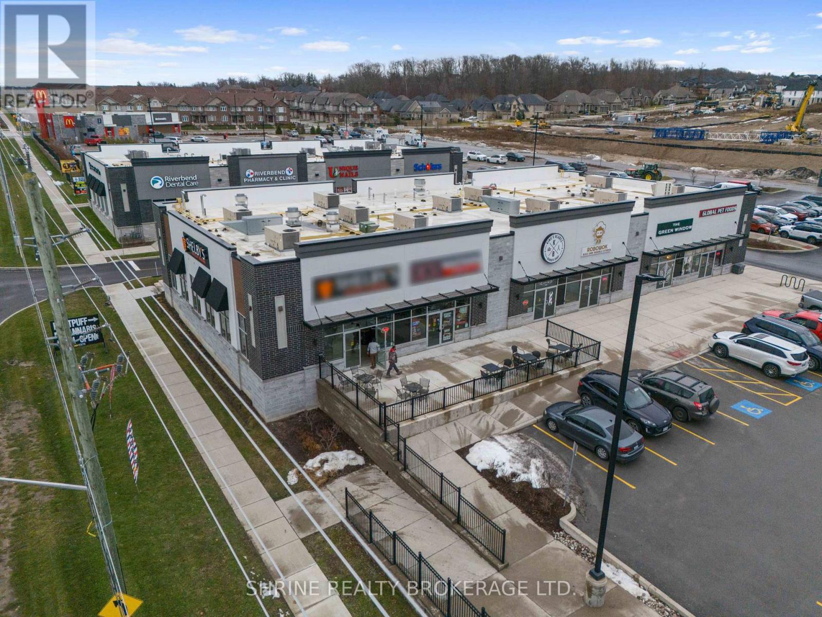 1876 Oxford Street W, London South (South B), ON