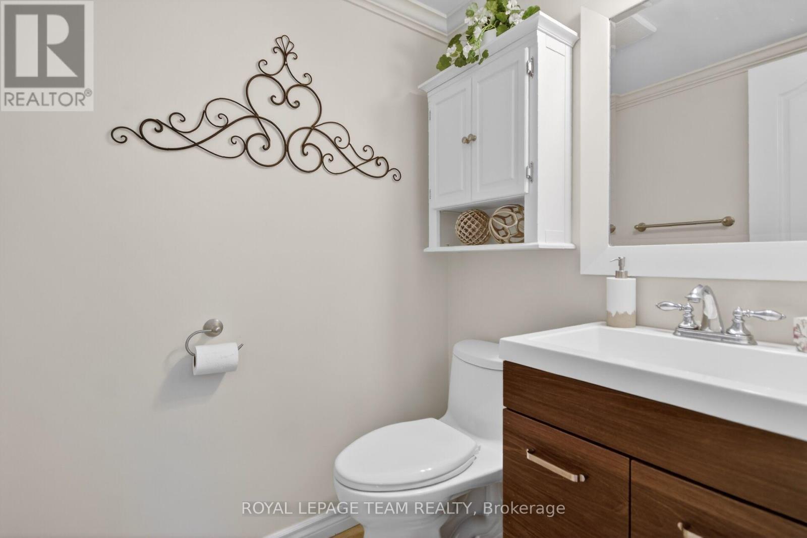 124 Macassa Circle, Ottawa, ON - Indoor Photo Showing Bathroom