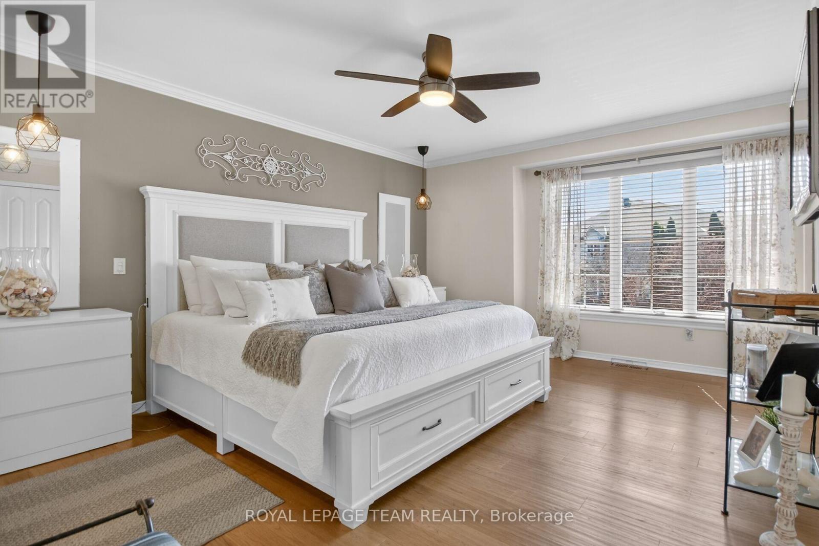 124 Macassa Circle, Ottawa, ON - Indoor Photo Showing Bedroom
