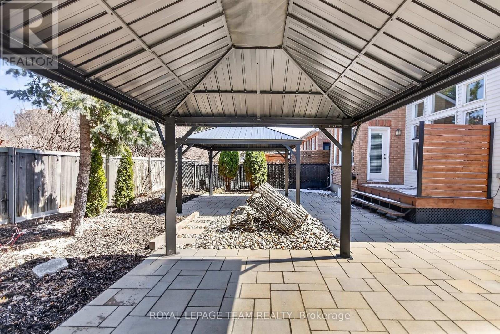 124 Macassa Circle, Ottawa, ON - Outdoor With Deck Patio Veranda