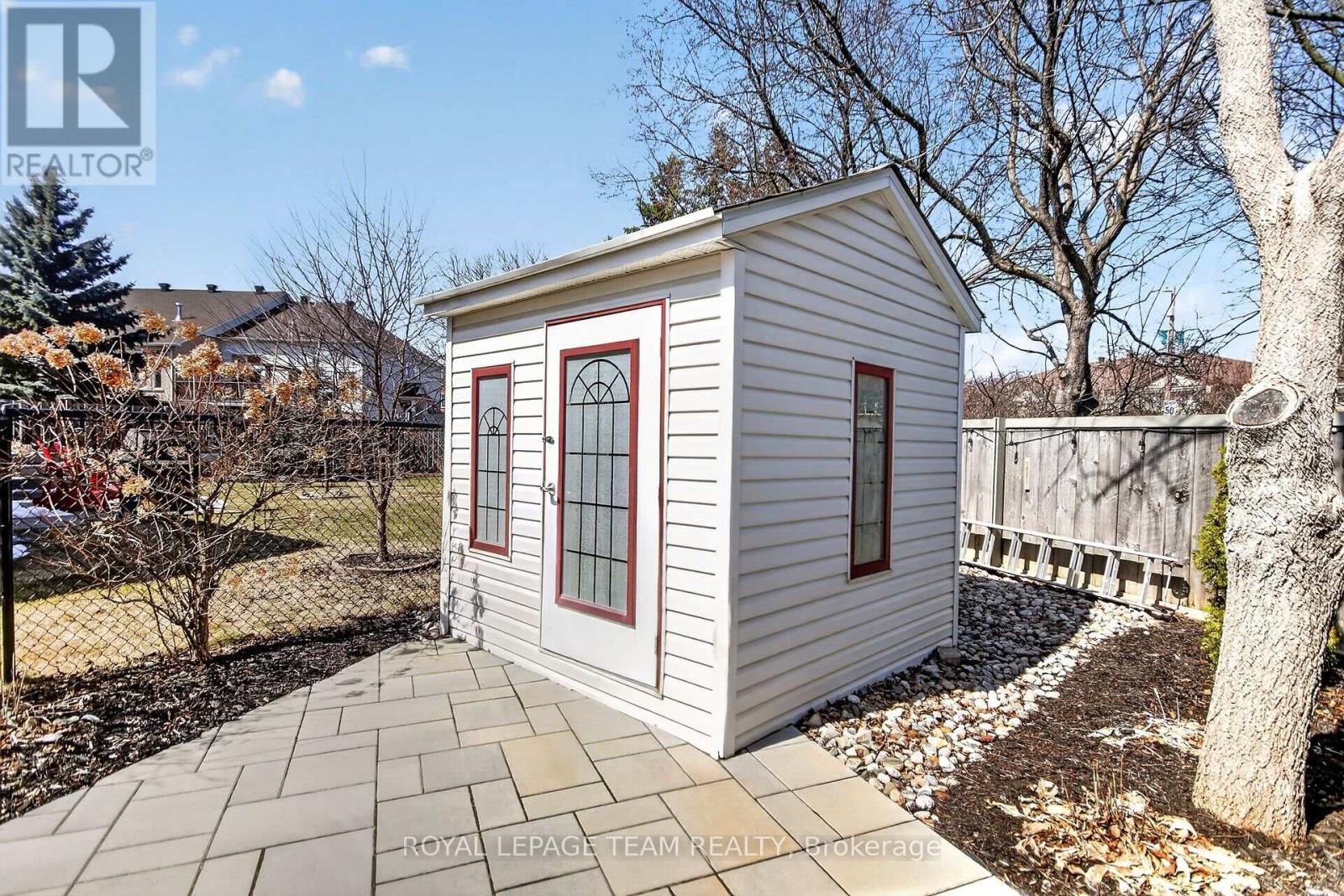 124 Macassa Circle, Ottawa, ON - Outdoor