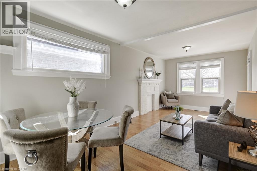 53 East 19Th Street, Hamilton, ON - Indoor