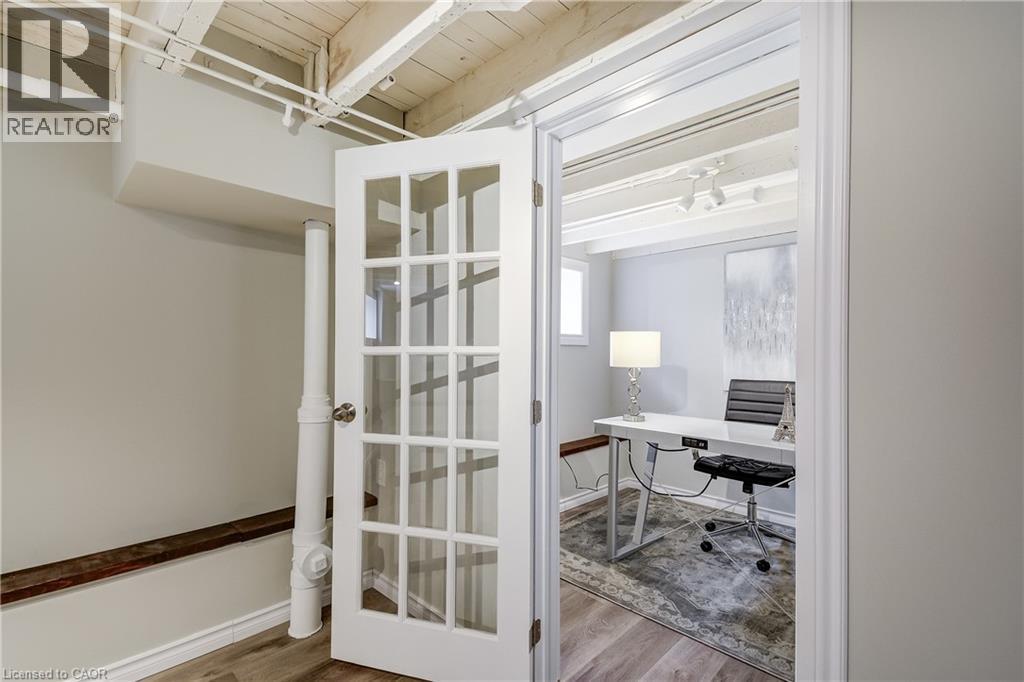 53 East 19Th Street, Hamilton, ON - Indoor