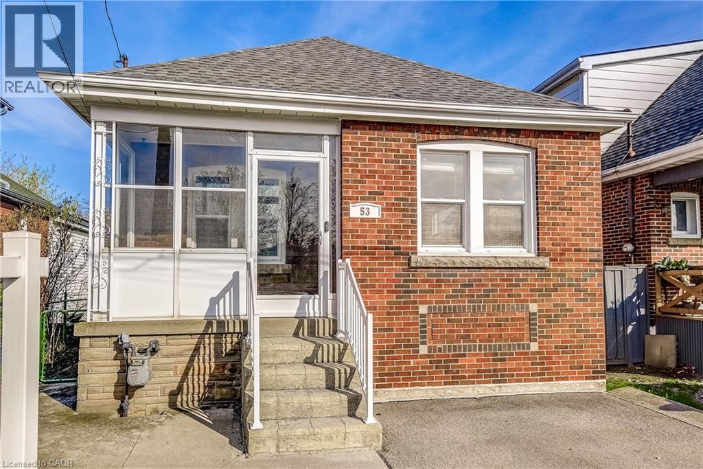 53 East 19Th Street, Hamilton, ON - Outdoor With Exterior