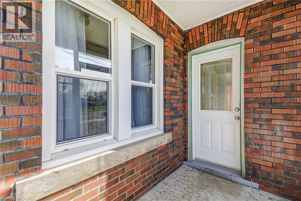 53 East 19Th Street, Hamilton, ON - Outdoor With Deck Patio Veranda With Exterior