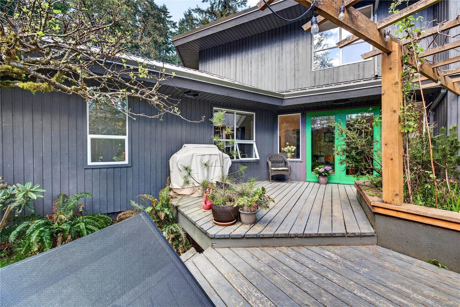 99 Garner Rd, Salt Spring, BC
