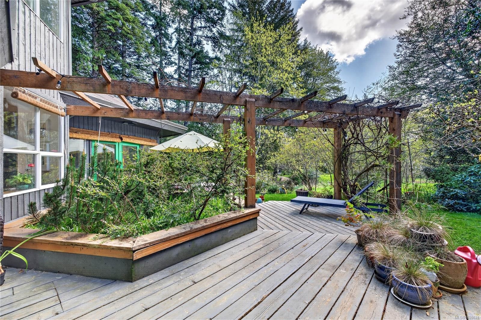 99 Garner Rd, Salt Spring, BC