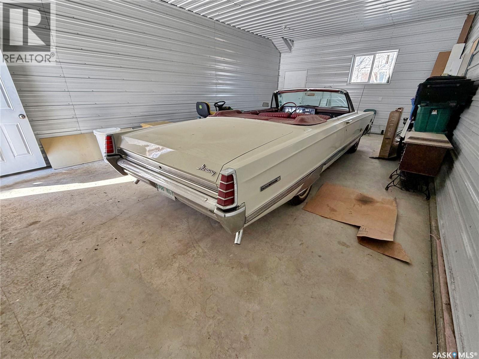 414 Lake Street, Esterhazy, SK - With Exterior
