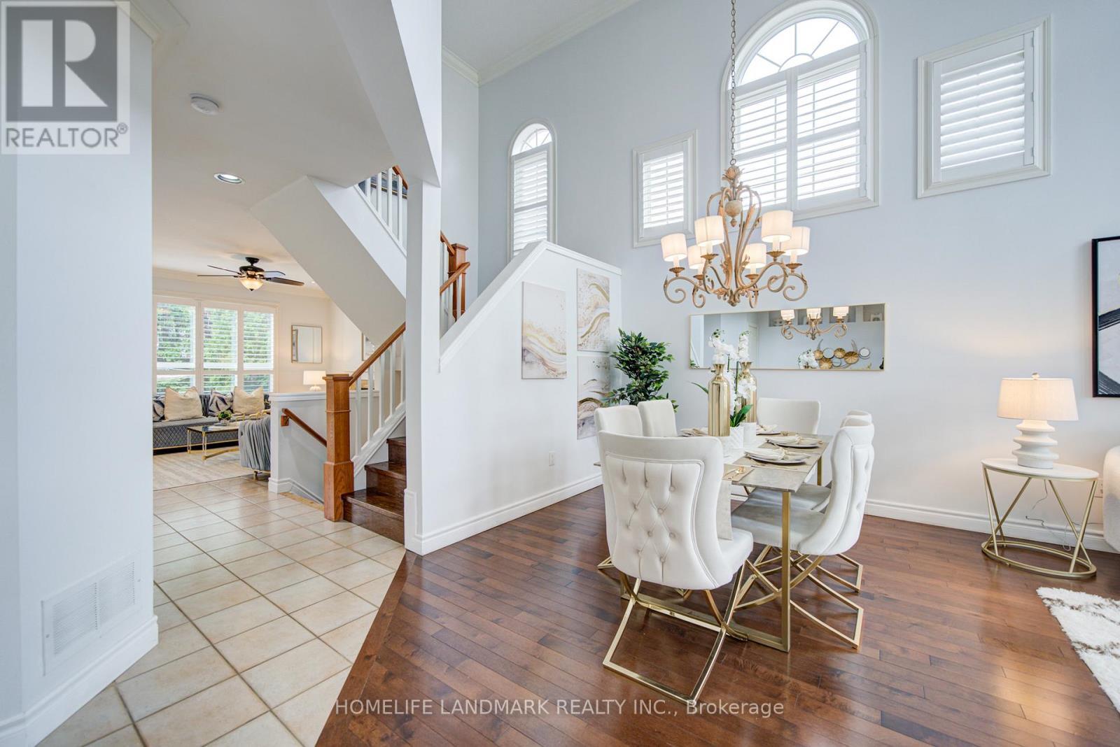 5041 Dryden Avenue, Burlington, ON - Indoor Photo Showing Dining Room