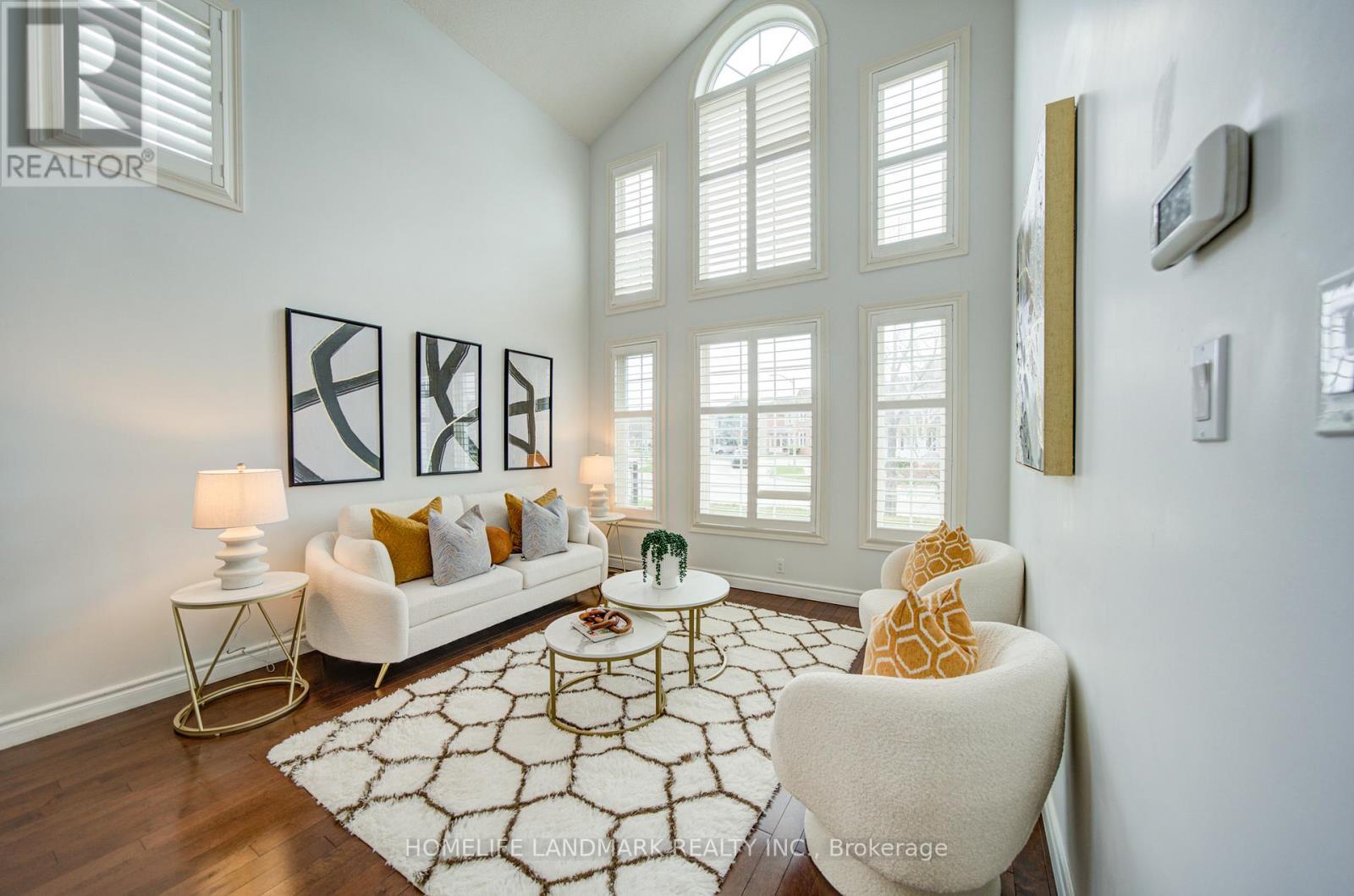 5041 Dryden Avenue, Burlington, ON - Indoor