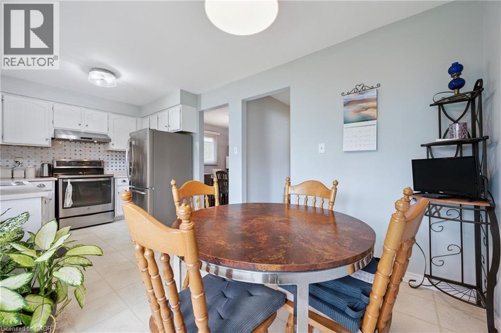 52 Tuerr Drive, Kitchener, ON - Indoor Photo Showing Dining Room