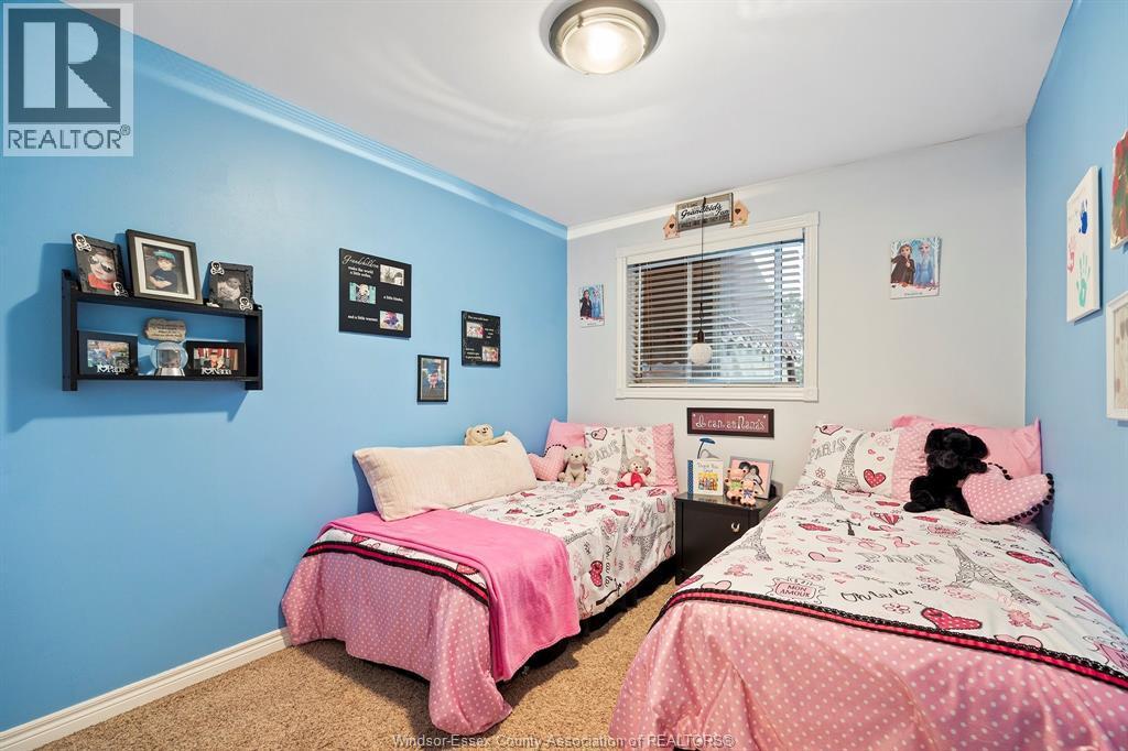 12123 Cranbrook, Tecumseh, ON - Indoor Photo Showing Bedroom