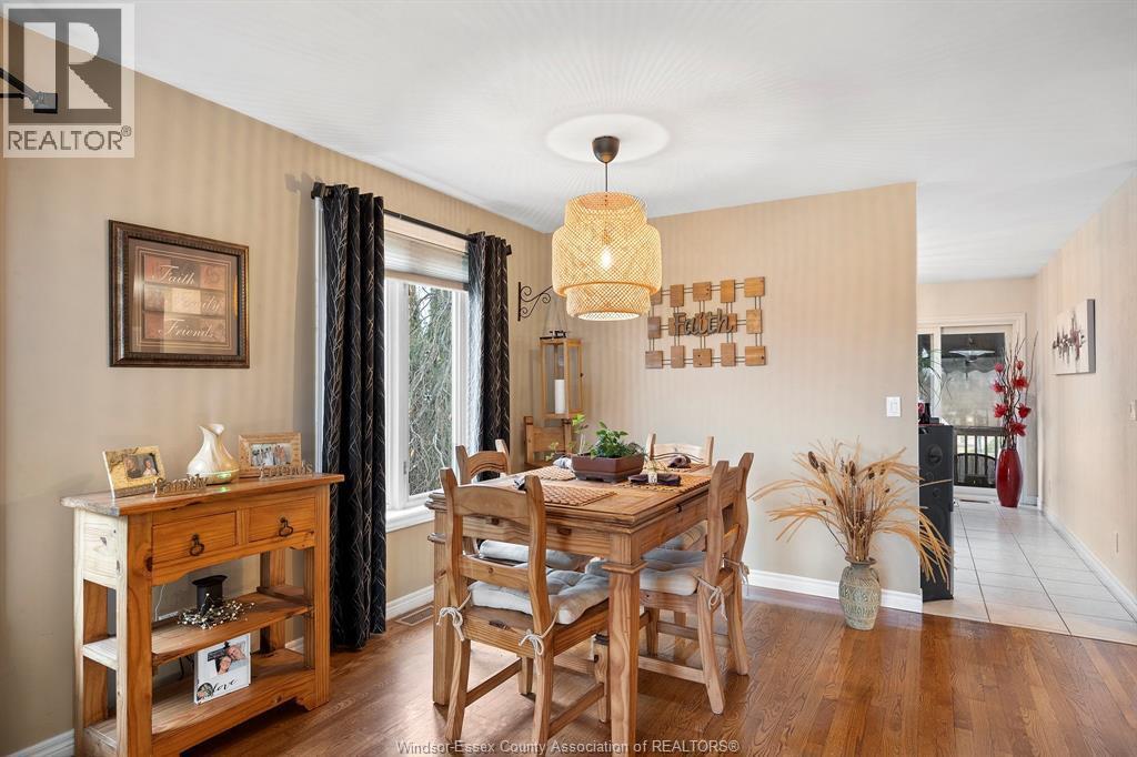 12123 Cranbrook, Tecumseh, ON - Indoor Photo Showing Dining Room
