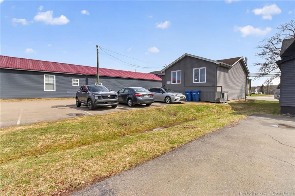 383 Champlain St, Dieppe, NB
