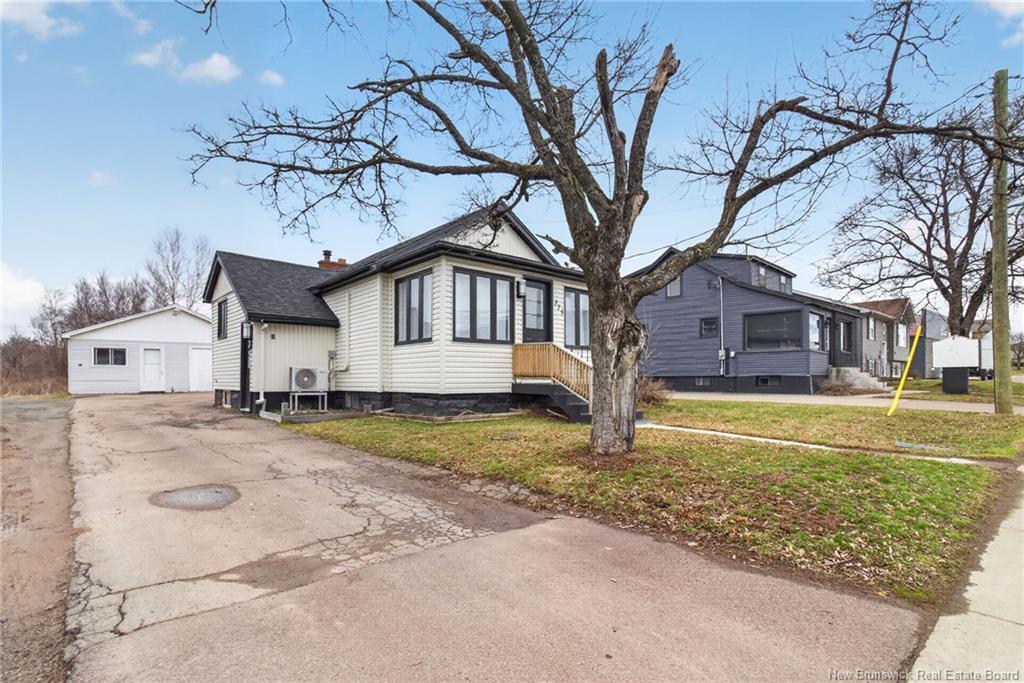 375 Champlain St, Dieppe, NB