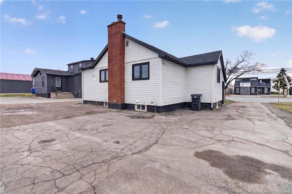 375 Champlain St, Dieppe, NB