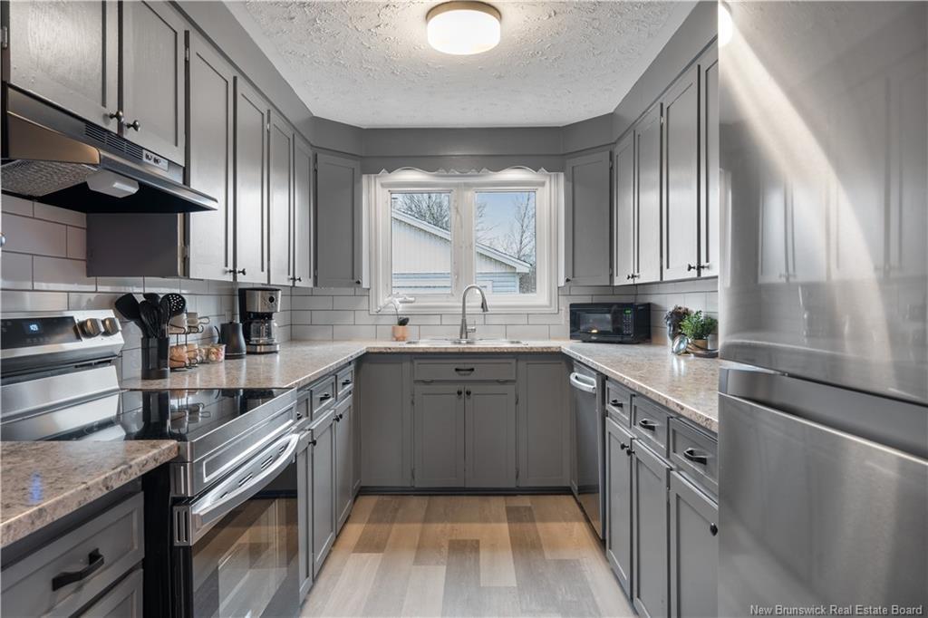 375 Champlain St, Dieppe, NB