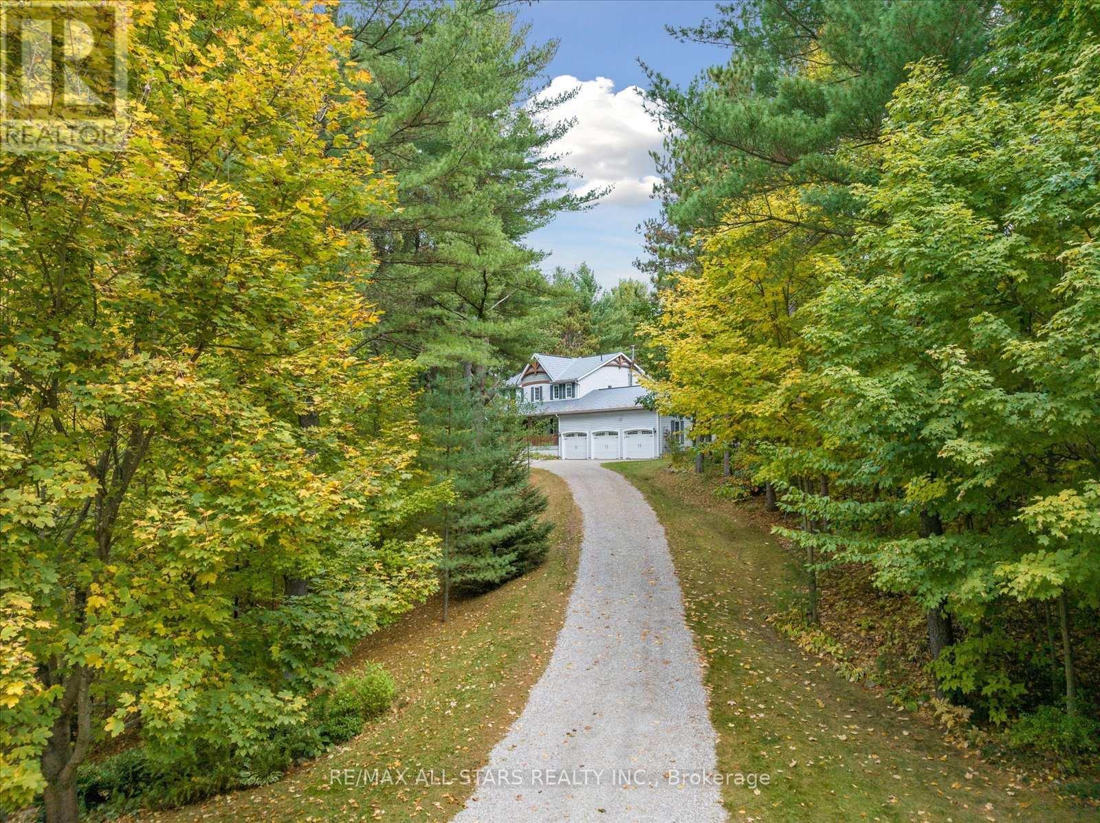29 Robert Boulevard, Springwater, ON - Outdoor